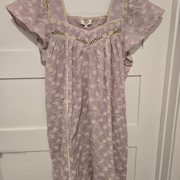 Umgee Dresses & Skirts - Umgee Lilac Dress with Cream Lace & Pockets Festival Boho